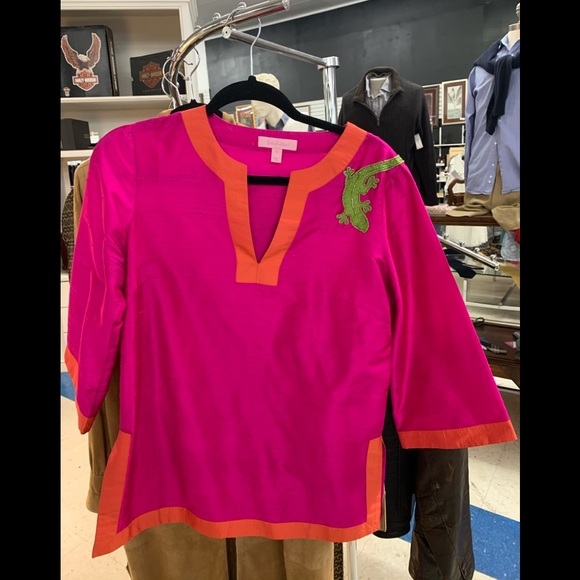 Tops - Picture 1 of 4